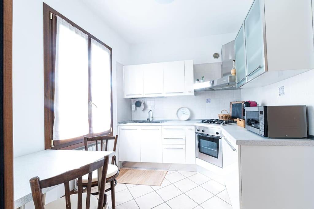 Eb28House Appartamento Con Posto Auto Compreso Padova Dış mekan fotoğraf